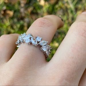 New 925 Silver gorgeous ring